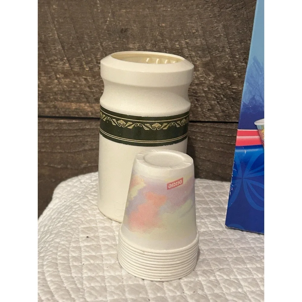 VTG Dixie Discontinued Ocean Fish 3oz Bath‎ Cup Refill Open Box 90 Cups & Holder